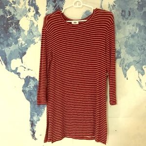 Old Navy Maroon Dress